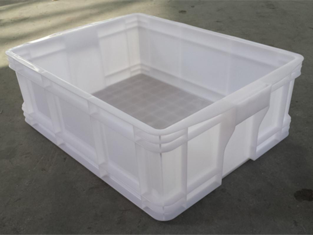 白色食品塑料周轉箱，衛(wèi)生干凈看得見