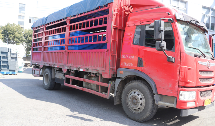 塑料托盤生產(chǎn)廠家哪家好？五大關(guān)鍵點(diǎn)要注意